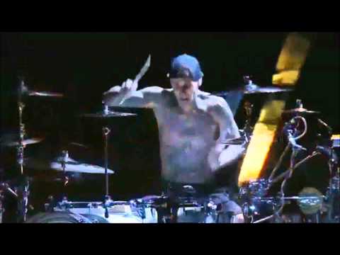 Travis Barkers drum solo 2011 at the Honda Civic Tour.