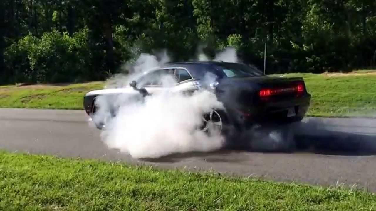 Dodge challenger burnout