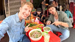 My first time trying Saigon phở