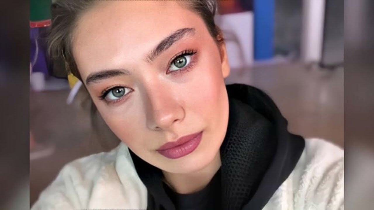 Neslixan Atagul   Forgotten Fables