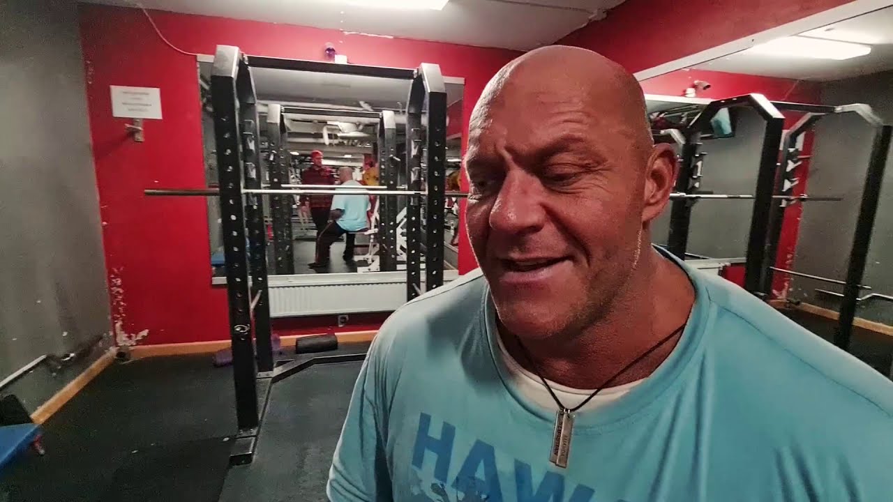 Martin EP07: Ett axelpass och lite 