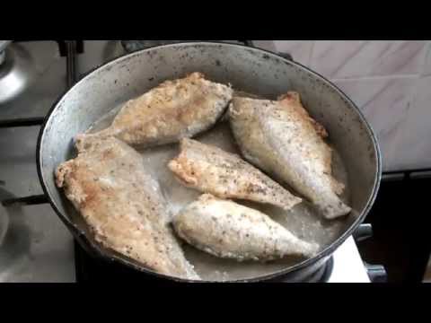 Видео рецепт Жареная речная рыба