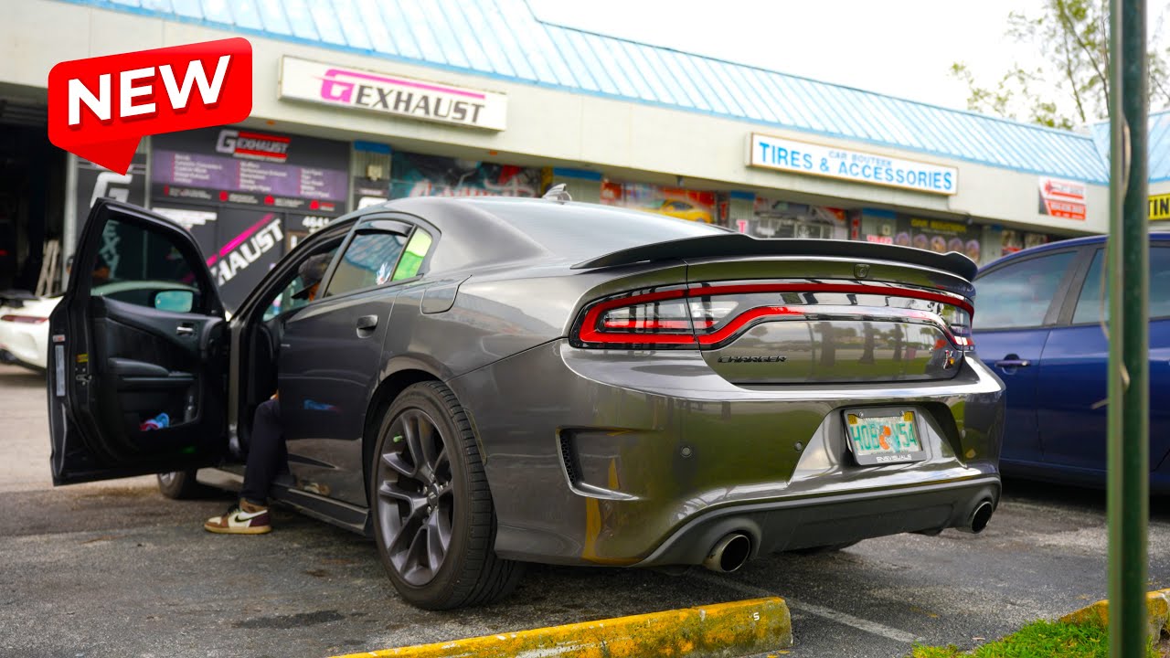 Dodge Charger 392 Scat Pack Mid Muffler Delete *Stock Tips* - YouTube