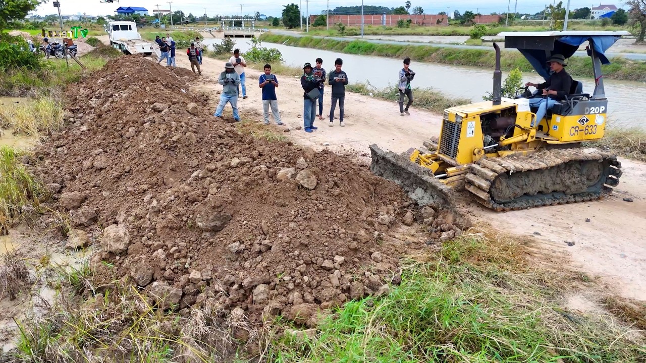 Just New Project!! 6-Wheel Dump Trucks & KOMATSU D20P Dozer Filling Flooded Land Next to the Road