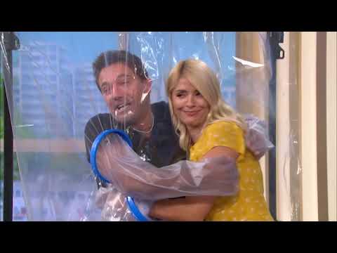 Gino returns after 10 months and tries 'the cuddle curtain' ! -10th Sept 2020