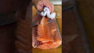 ASMR - Fillet a whole salmon in 30 seconds. #salmon #howto #howtomake #filletfish #asmr #asmrsounds