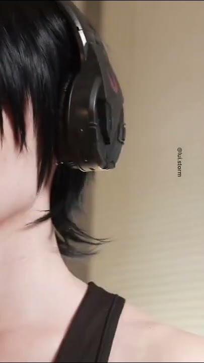 DON'T FAP ON THIS MIKASA COSPLAY CHALLENGE | Mikasa going to gym cosplay Tiktok