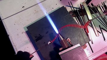 A Little Twisted Cane - Lampworking / flameworking demo