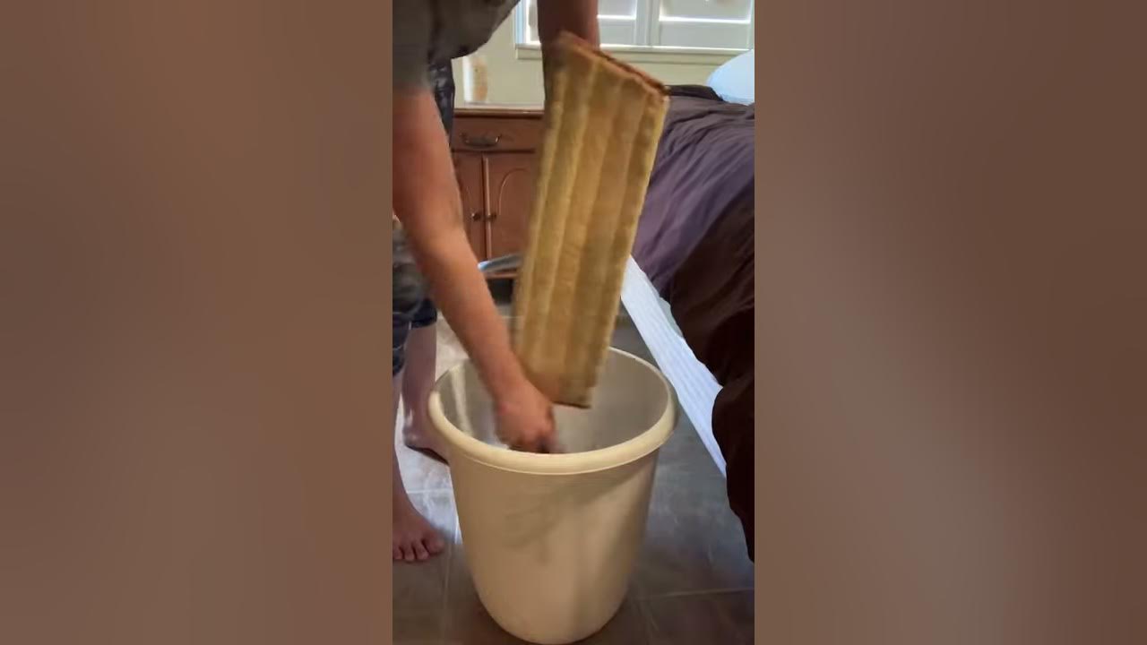 How to quickly clean your floors without chemicals! dry dust with the