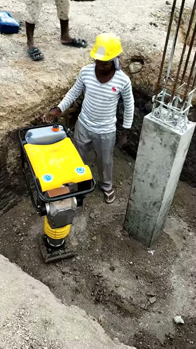 Jumping hammer Earth rammer