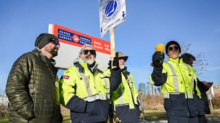 Small businesses reeling during national Canada Post strike