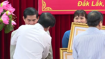 CÔNG BỐ QUYẾT ĐỊNH CỦA CHỦ TỊCH NƯỚC VỀ TẶNG THƯỞNG HUÂN CHƯƠNG LAO ĐỘNG HẠNG BA