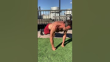 61 Year Old Demonstrates Knuckle Push-ups #fitover60 #calisthenics #shortsvideo
