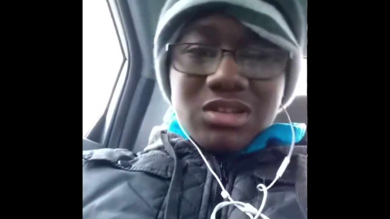 Fan sings YoungOGPolo aka YoungOGDolo ‘s HOOD VIRAL HIT “ MOONROCKS “