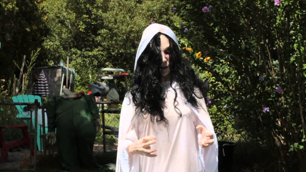 Distortions Unlimited Frightronics La Llorona Animated Prop #halloween ...