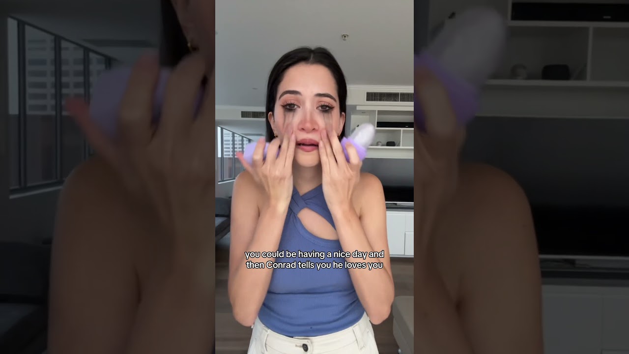 Ice therapy helps de-puff and reduce inflammation and gets you glowing and refreshed 💙