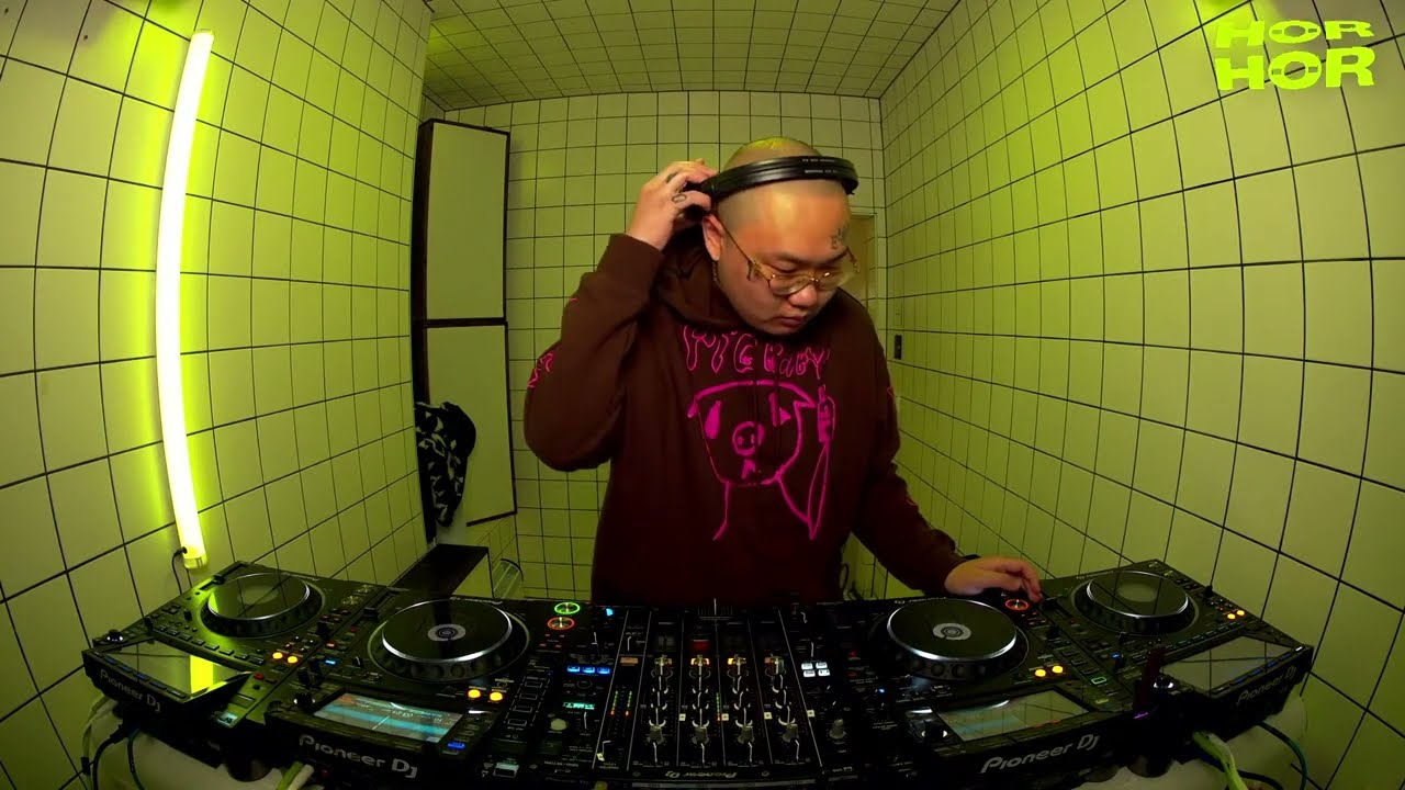 bloodz boi | HÖR - November 1 / 2023 - YouTube