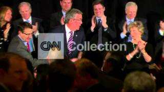 CT:JEB BUSH AT GOP AWARD DINNER - WALK UP