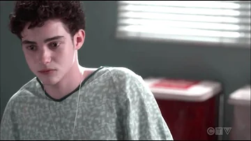 O que acontece com a Betty Grey's Anatomy?