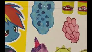 картинка: Лилия делает распаковку со старшей сестрой👧👧