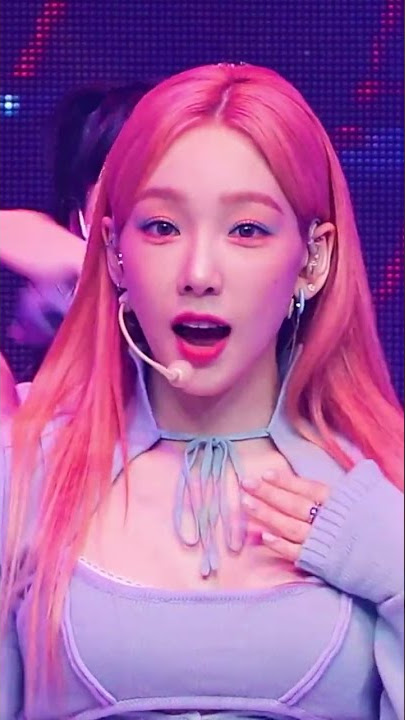 Taeyeon's cute moment #taeyeon #weekend #kpop #cute