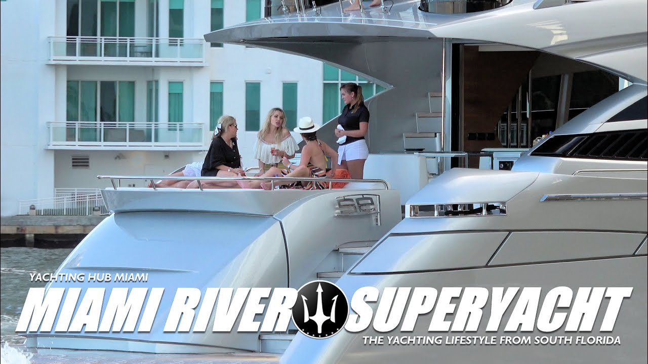 REKA MAYAMI  PRODOLZHITEL'NOST' 92  YAKHTNYY OBRAZ ZHIZNI PEREVOZKA V MAYAMI TOL'KO LUCHSHIYe YAKHTY