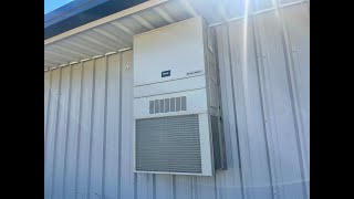2018 3 Ton Bard Wall Hung Heat Pump Running in Cool Mode