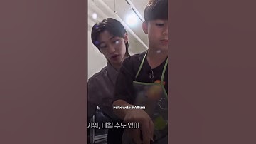 The difference between Chan and felix 😂// #bangchan #felix #cooking #kids #skz #straykids #chanlix