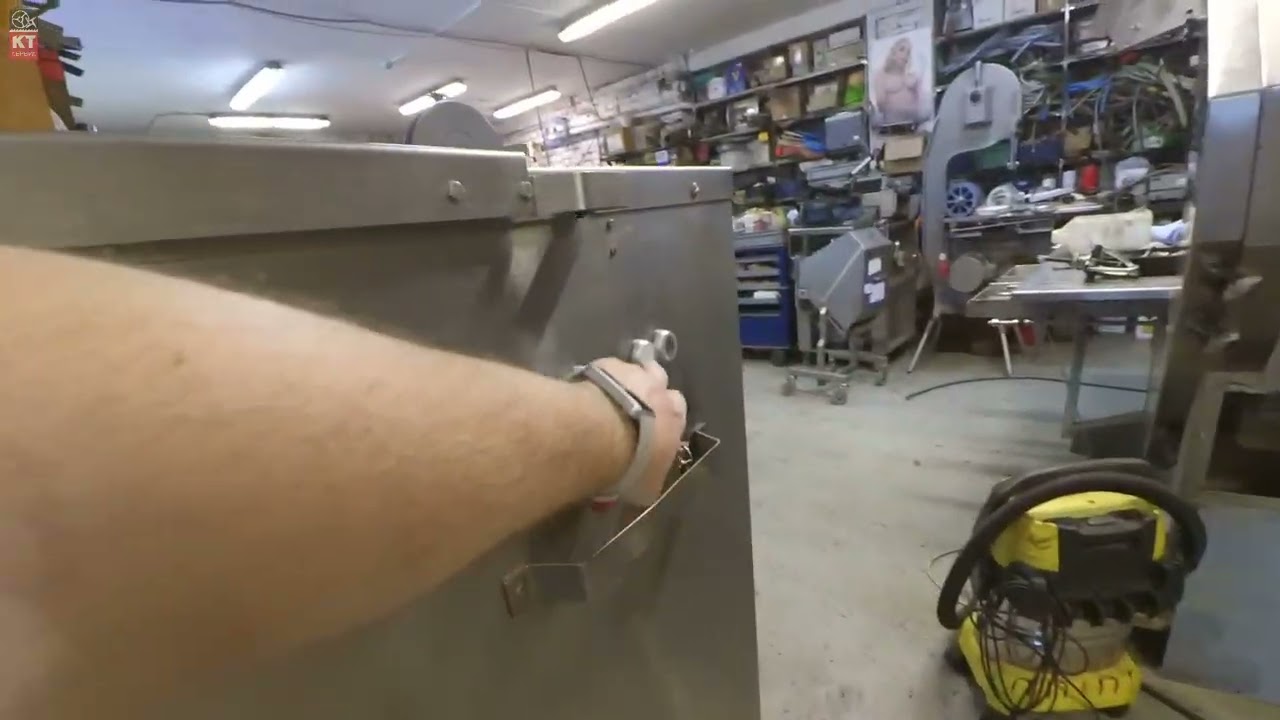 Мясорубка KT LM-130A (Финляндия) Б/У