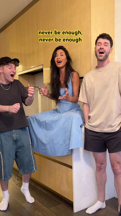 Never Enough - #TheGreatestShowman with #NicoleScherzinger & @JonathanTilkinOfficial #singing