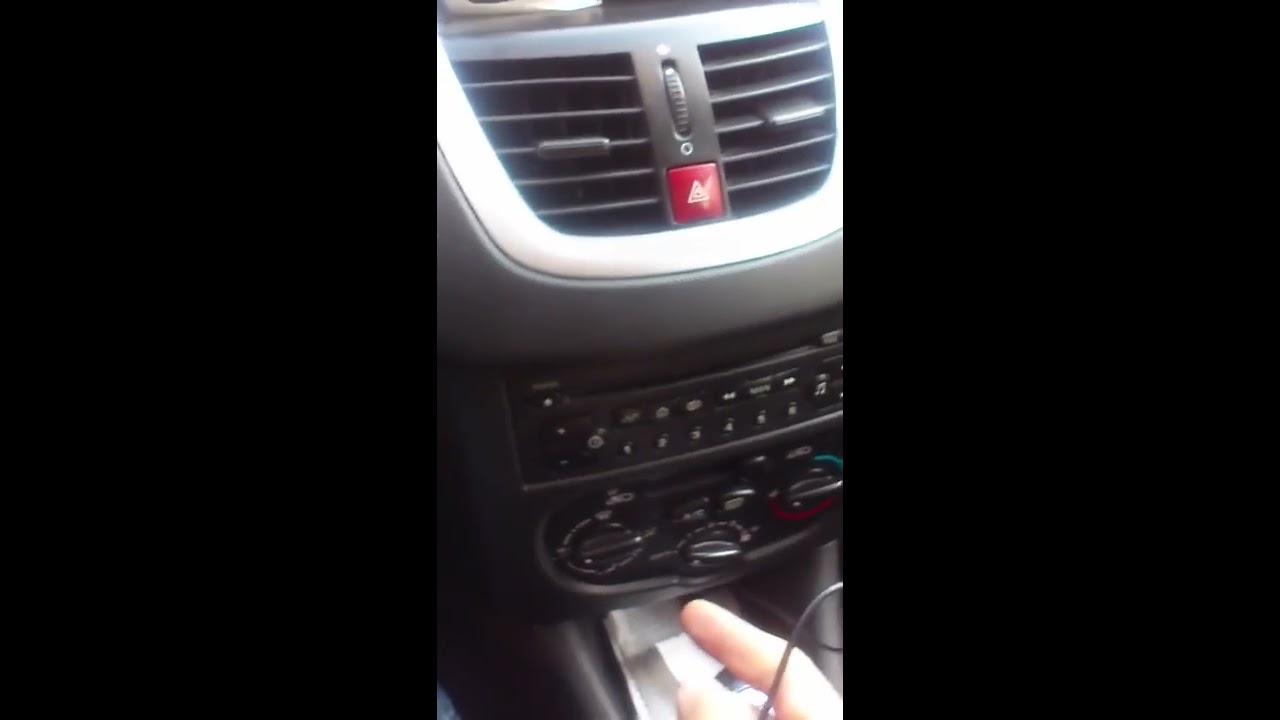 peugeot 206+ plus clarion pu2859 aux 