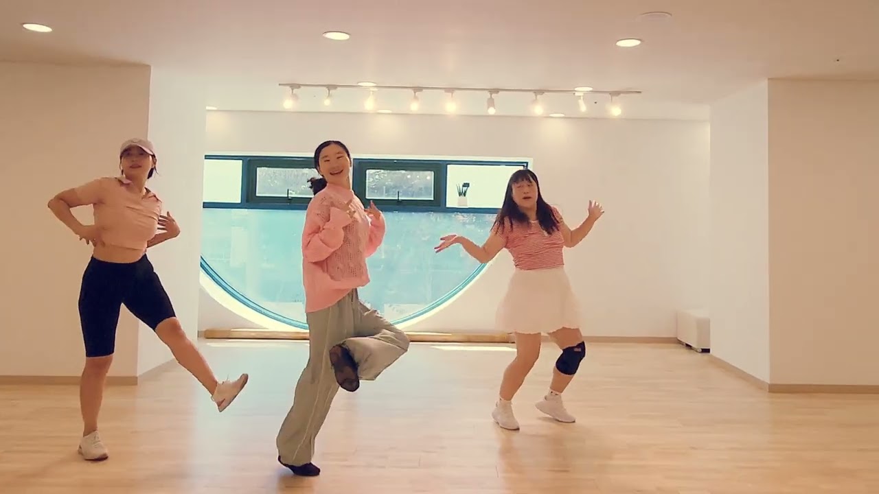 키키 - Dancing Alone 