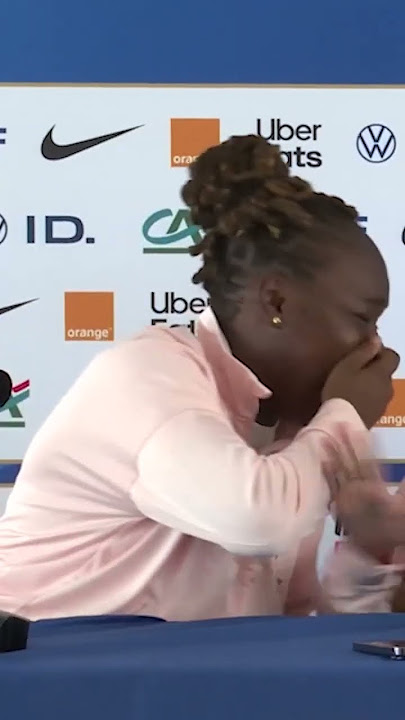 🇫🇷🤣 Le fou rire de Bacha et Baltimore quand on leur pose une question en anglais ! #Shorts