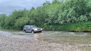 Grand Cherokee WH river crossing :-)