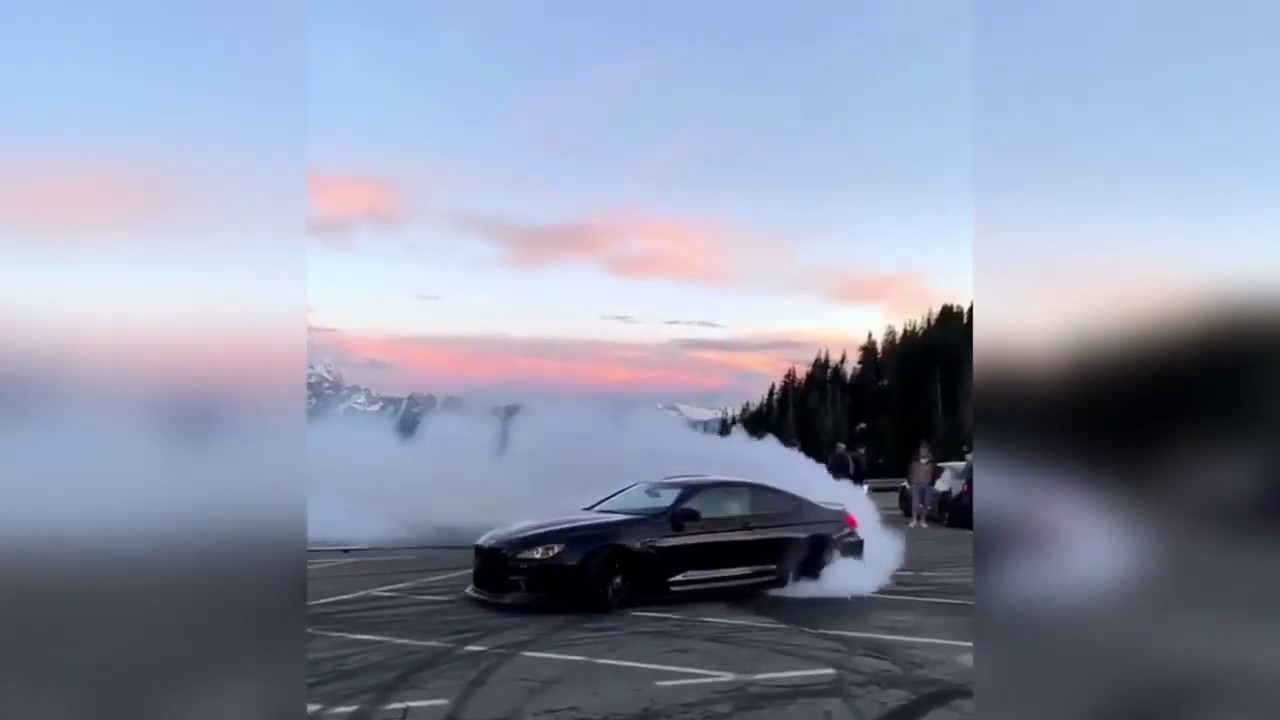 Видео как дрифтит бмв