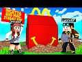 SCAVO UN BUCO DENTRO IL MCDONALD GIGANTE SU MINECRAFT!!