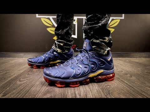 vapormax plus blue red gold