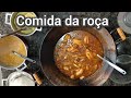 Peixe ao molho no fogo de lenha  comida da roa 