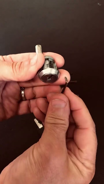 746. How to open the office metal filing cabinet locked drawer without the key using hair pins grips