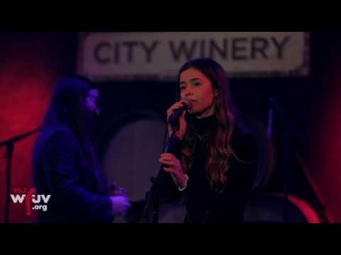 Flo Morrissey and Matthew E White - "Thinking 'Bout You" (Live at City Winery)