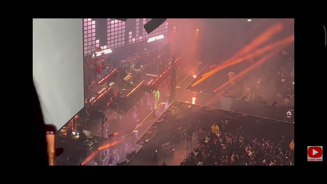 Asake performance 02 Arena London 2023 - YouTube