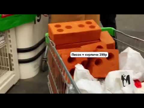 Барнаульцы самостоятельно заделывают ямы на дорогах