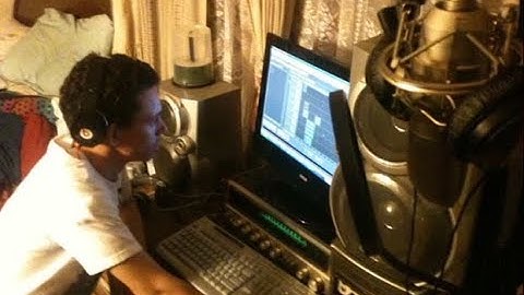 Logic releases a song he made at 16 in 2006 for the fans, Enjoy!