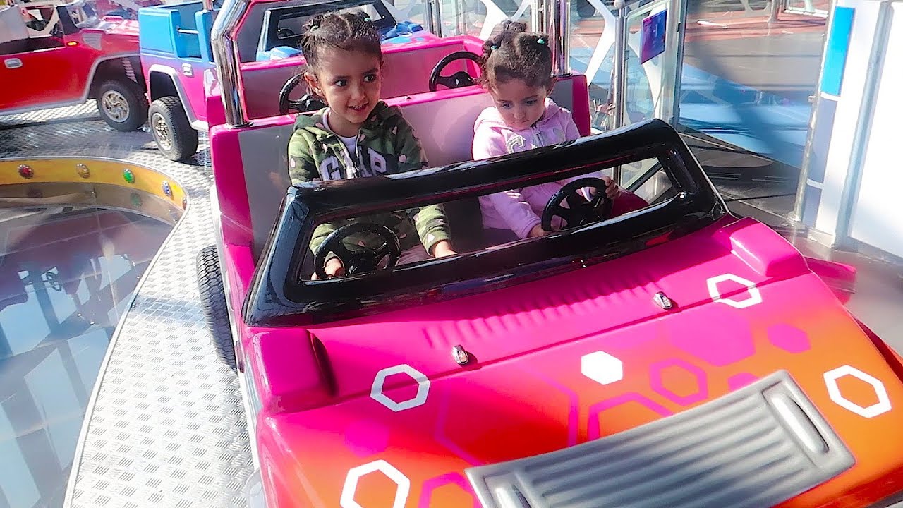 لولو وتوتو لعبوا لعبة السيارات الخطيرة!!