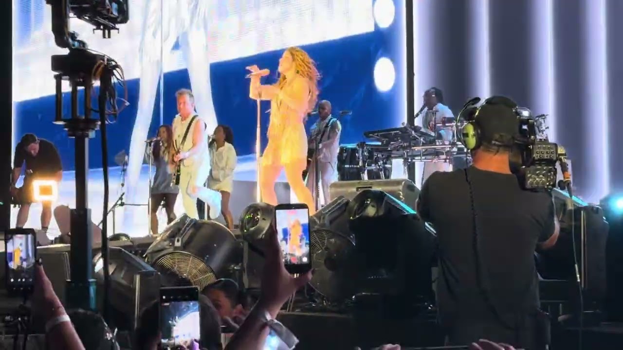 Shakira - Si te vas - Santiago de Chile 22 de Noviembre 2025