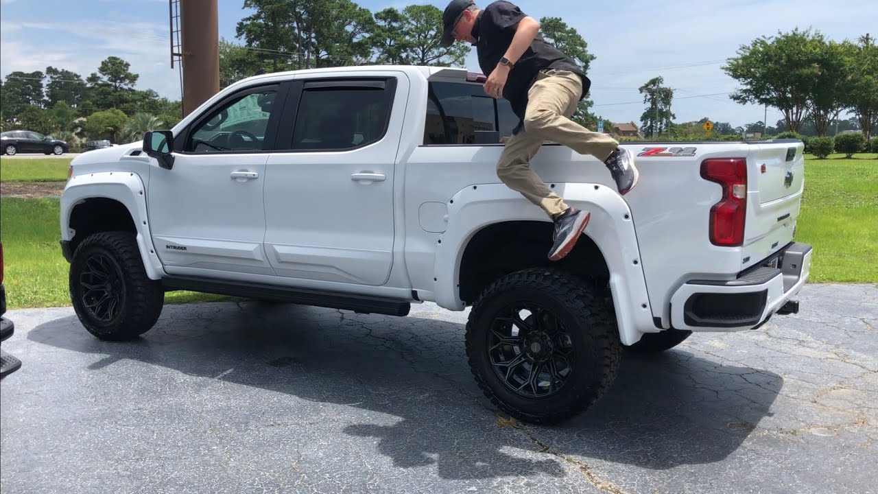Are you looking for a truck? I’m jumping into action today! Chevy Silverados!!!!