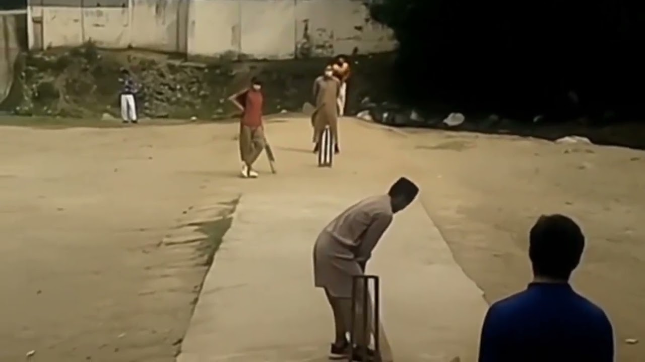 Speed Gun Ihsan ullah bowling in tape ball cricket 😮