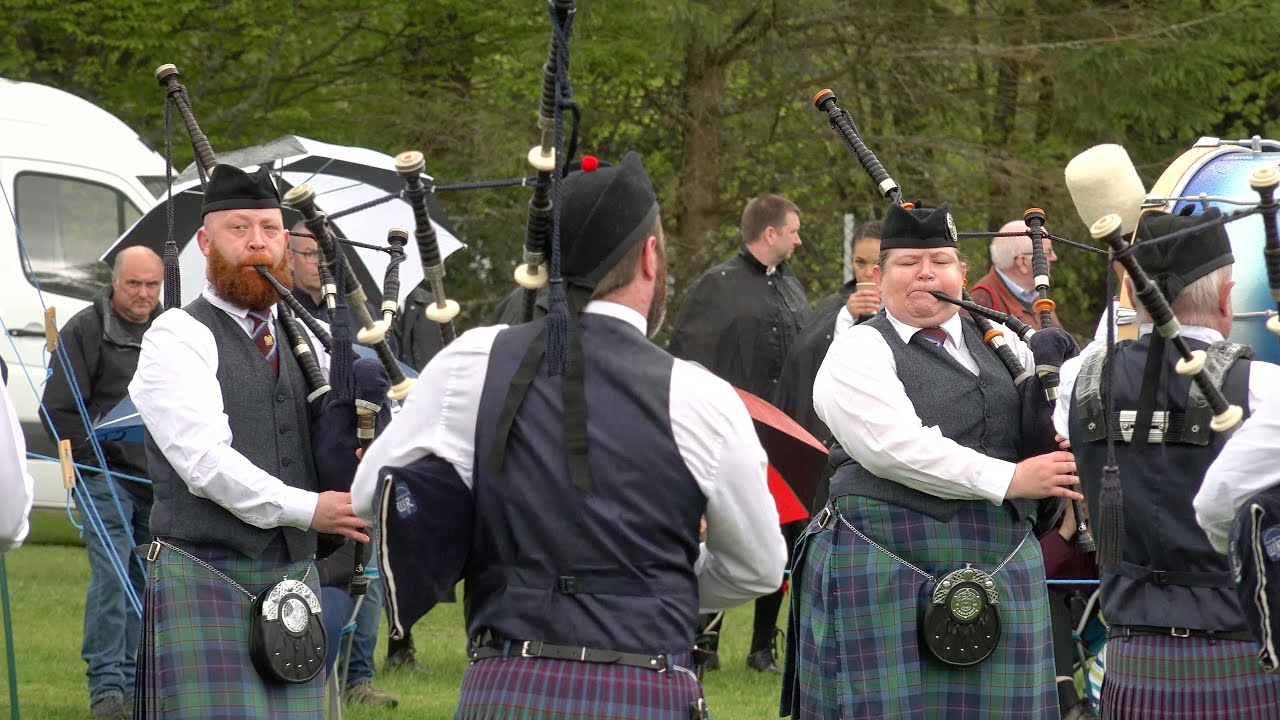 Deeside Caledonia Pipe Band in Grade 2 at Banchory 2023 North of