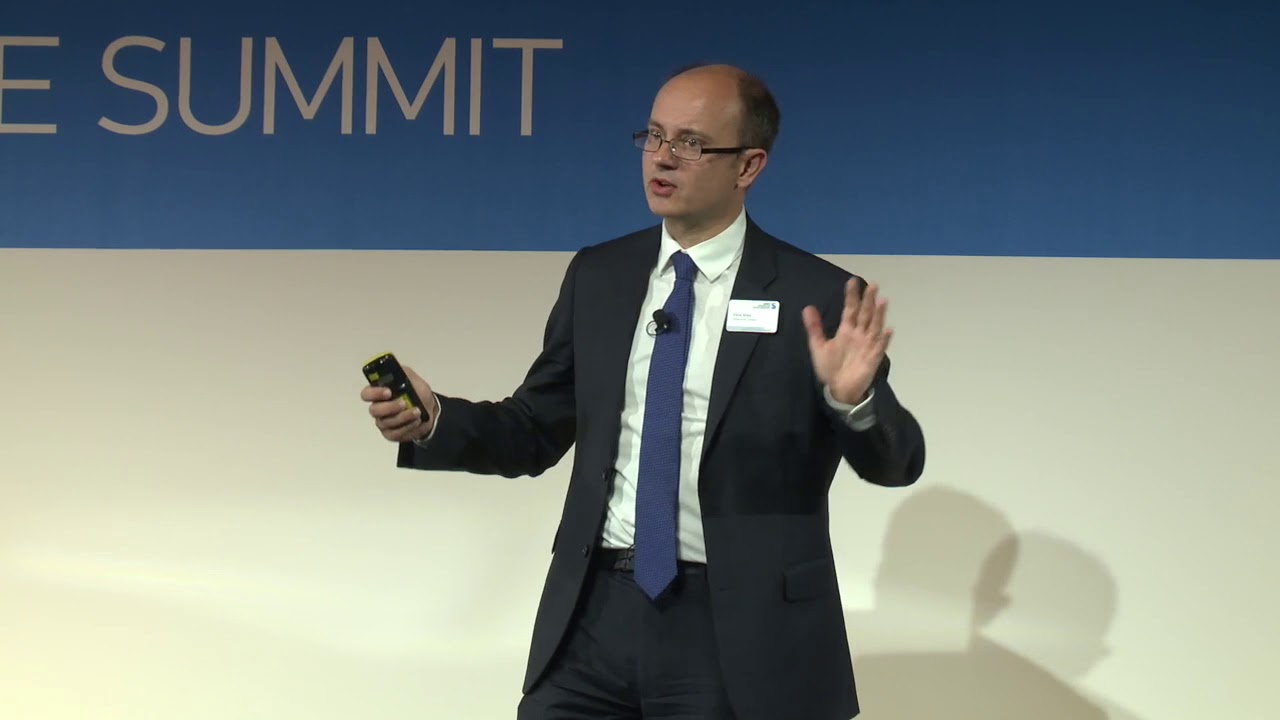 Chris Giles, Economics Editor, Financial Times, Economic Overview, SMMT Summit 2019