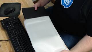 Pinebook Pro: Initial unboxing of the ANSI keyboard model and impressions.